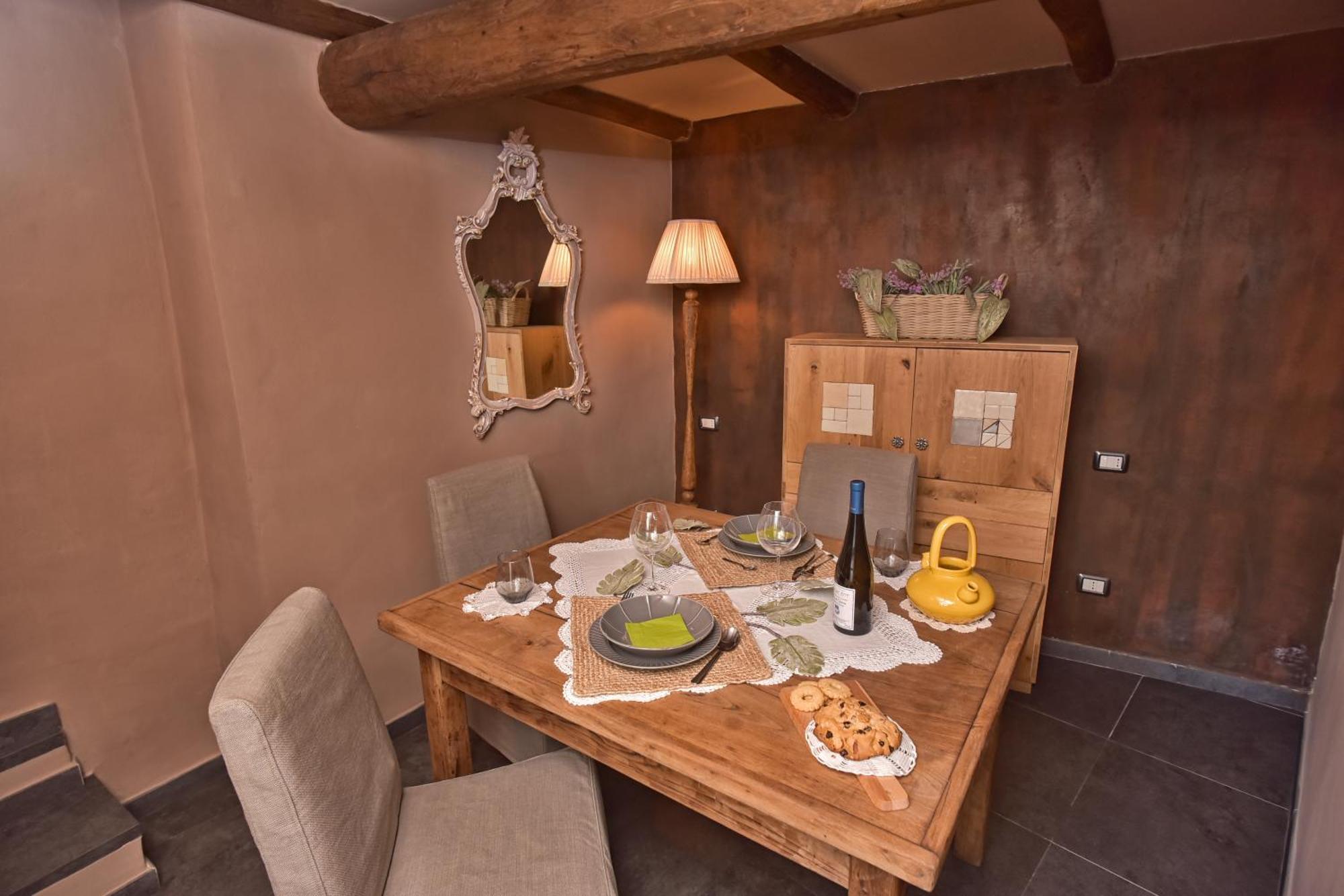 Casa Vacanze Tra I Monti E San Martino Biassa Exteriér fotografie